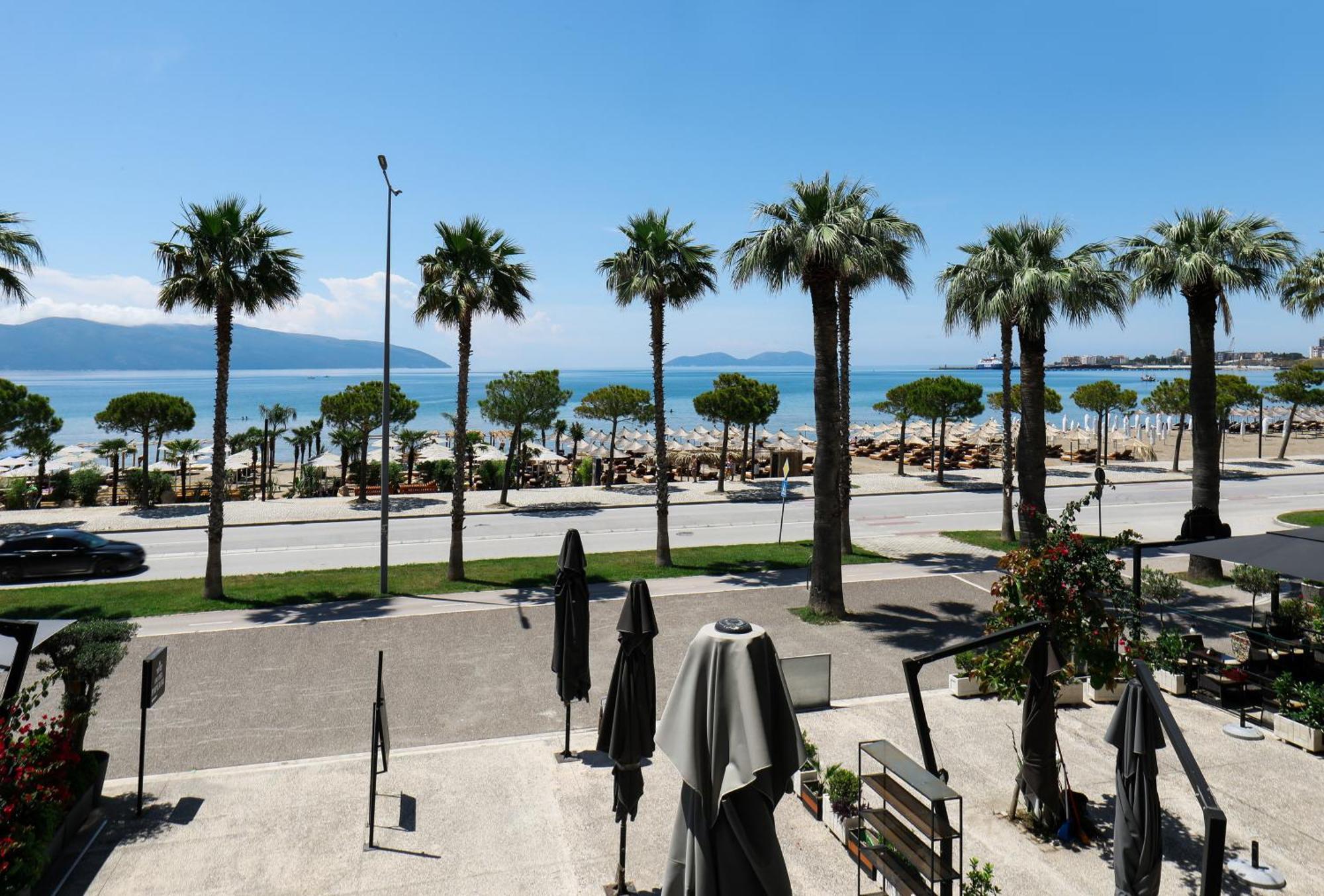 Hotel Adore Wlora Zewnętrze zdjęcie