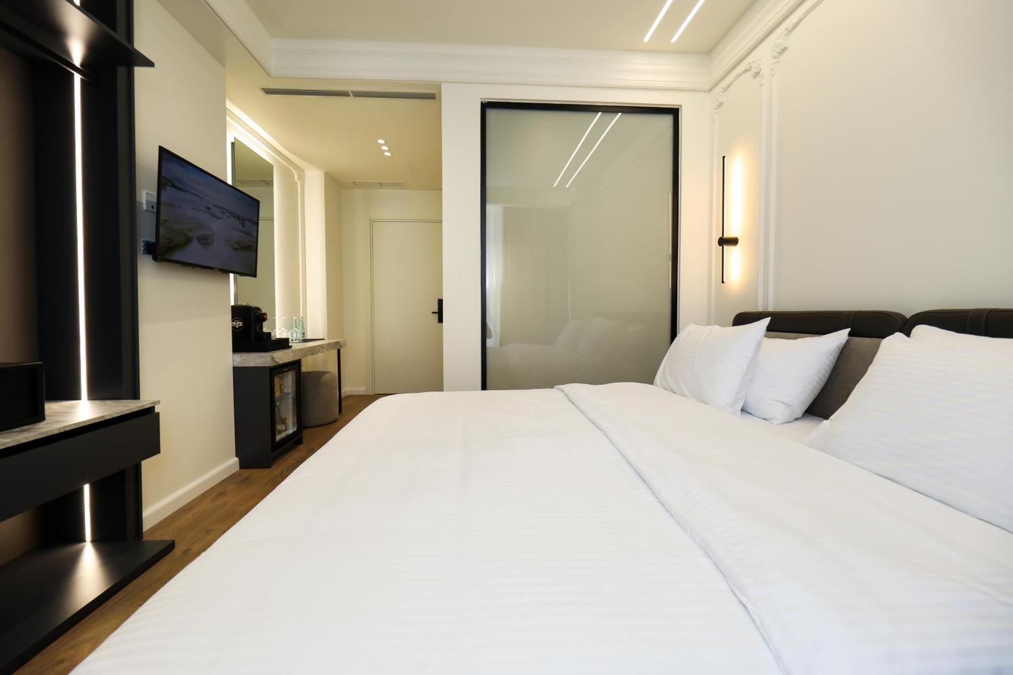 Hotel Adore Wlora Zewnętrze zdjęcie