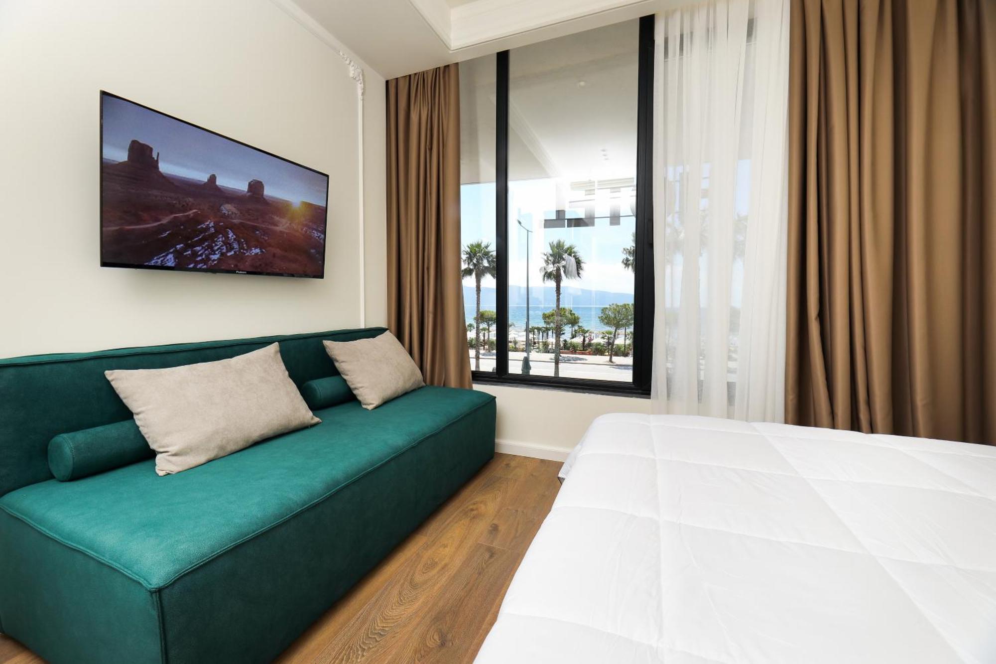 Hotel Adore Wlora Zewnętrze zdjęcie